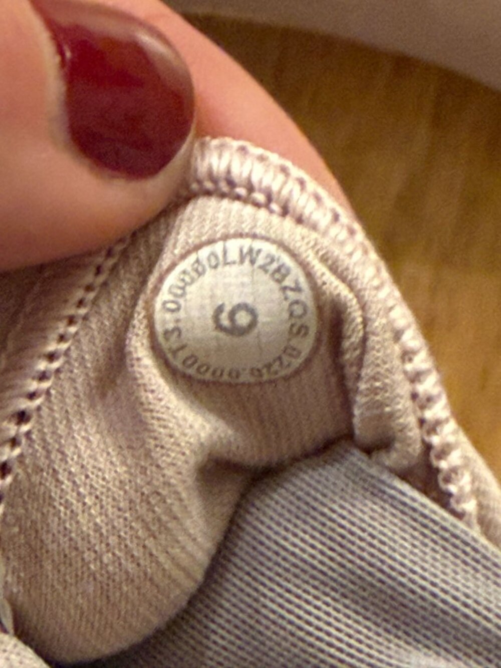 Lululemon Energy Bra in color Naked Beige Cream Pink Size 6 - Picture 8 of 8